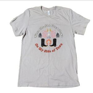 Charlie Southern Womens Sz Medium T-Shirt When The Sun Goes Down